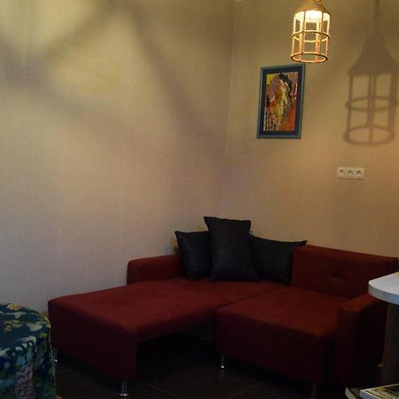 Librarians' Flat Apartment Tbilisi Bagian luar foto