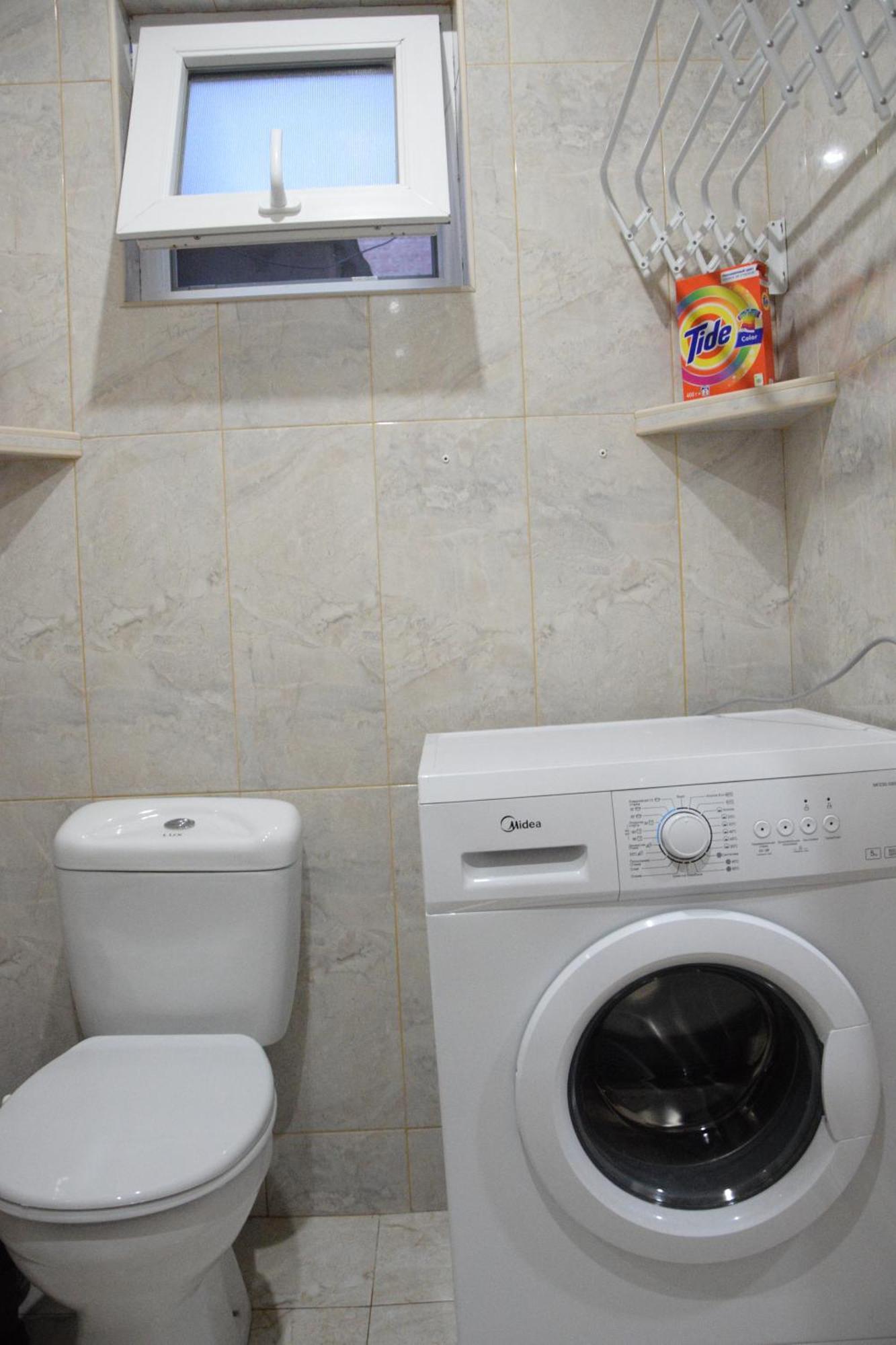 Librarians' Flat Apartment Tbilisi Bagian luar foto