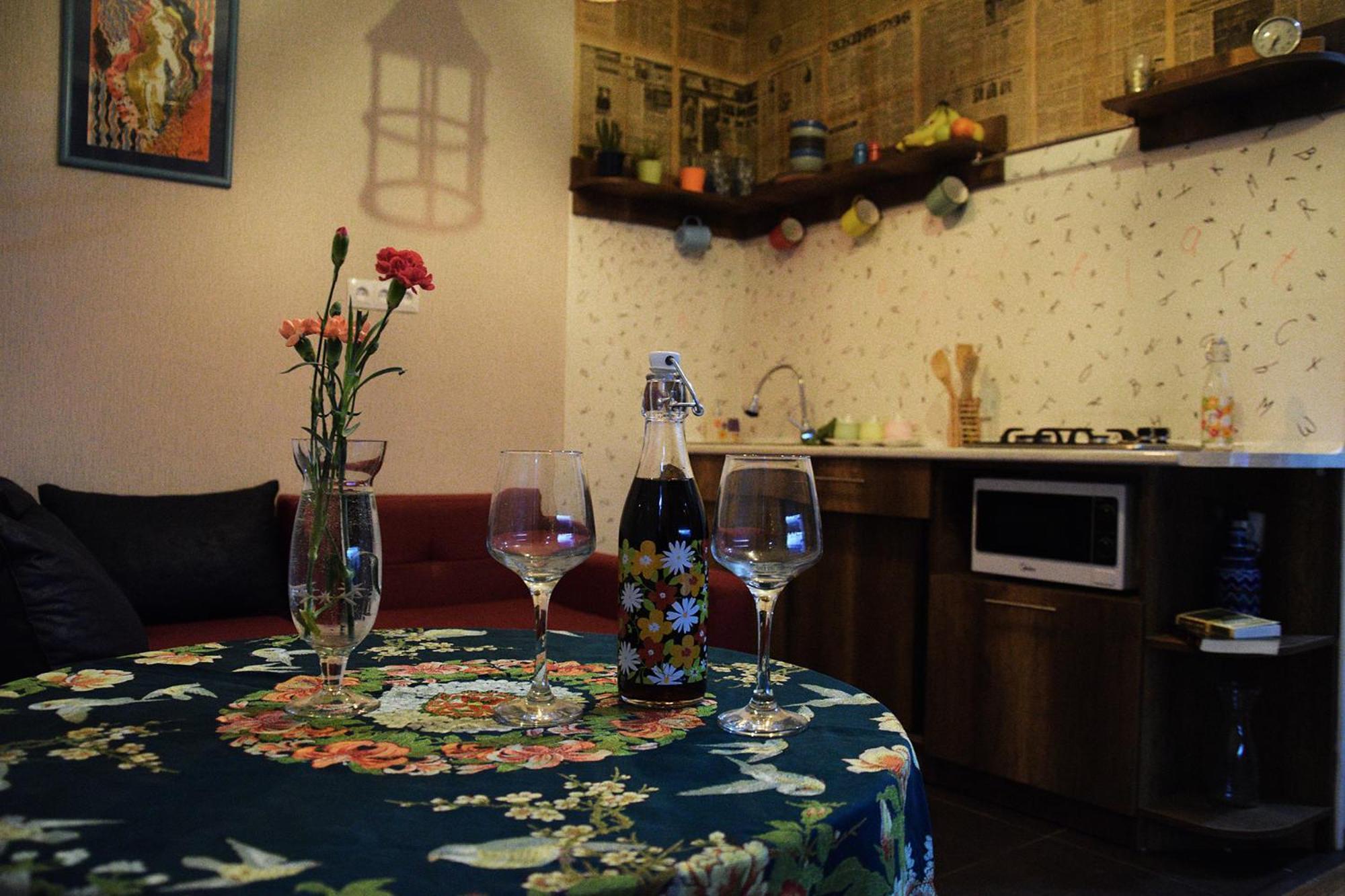 Librarians' Flat Apartment Tbilisi Bagian luar foto