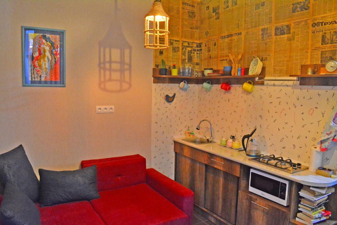 Librarians' Flat Apartment Tbilisi Bagian luar foto